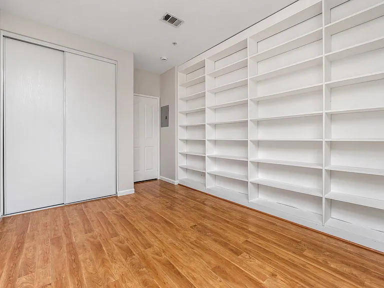 12901 Ternberry Ct — Photo 10