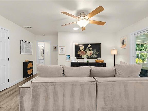 5th image of 4204 Gothberg Ave