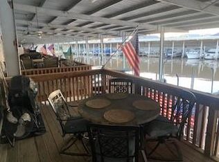 32875 Rivergate Cir APT 13, Springfield, LA 70462