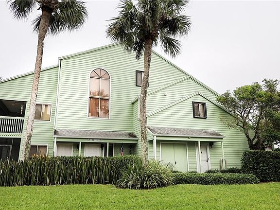 3rd image of 5845 Marina Dr APT 1