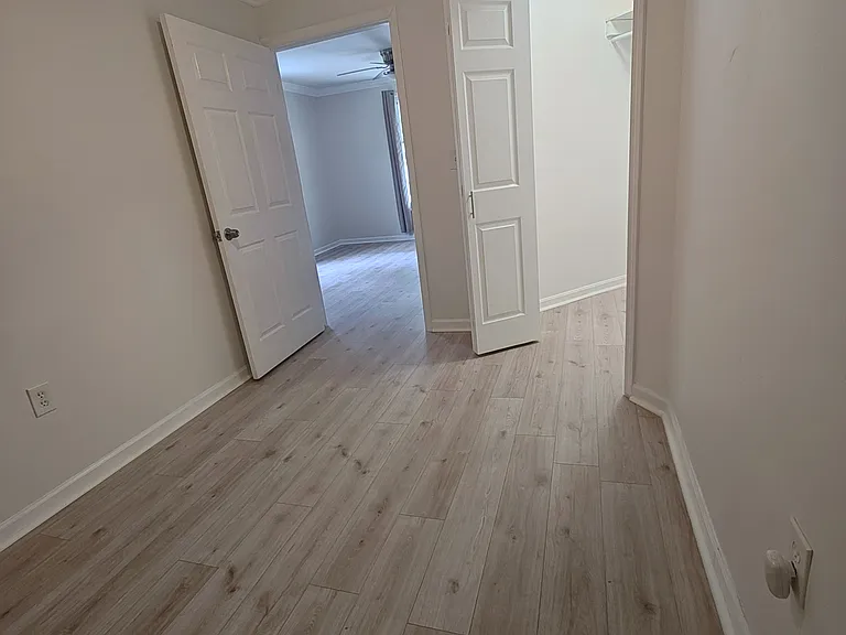 322 Elm St #A — Photo 5