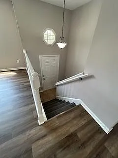 407 Bertha Way — Photo 14