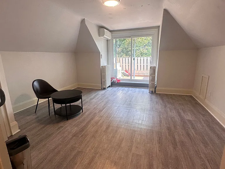 737 Avenue Rd #3 — Photo 6