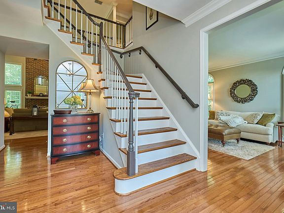 3rd image of 8156 Old Barrington Blvd