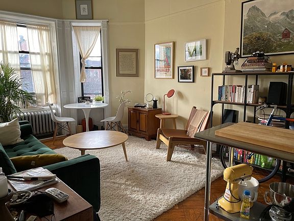 2nd image of 217 Hancock St APT 8