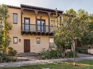 30 Secret Gdn, Irvine, CA 92620