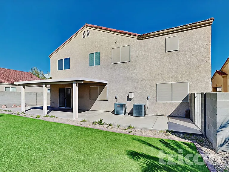 409 W Azure Ave — Photo 16