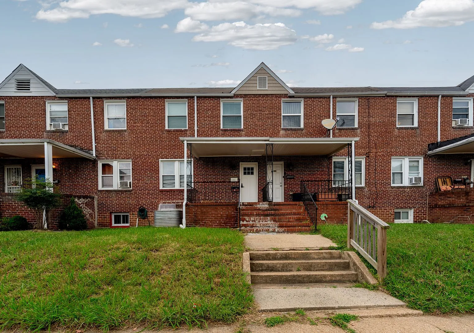 1047 Desoto Rd. — Photo 1
