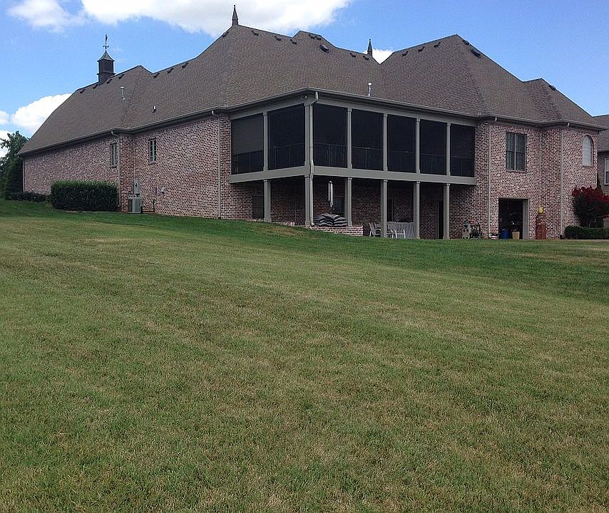 2nd image of 113 Gaston St