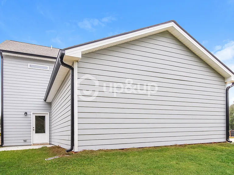 110 Heard Ln — Photo 15
