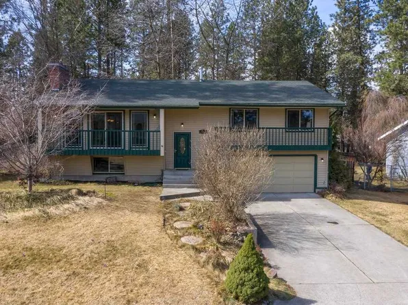 10617 N College Place Dr, Spokane, WA 99218