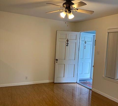 3rd image of 1208 Capuchino Ave #2