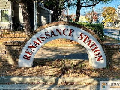 4 Renaissance Ln, New Brunswick, NJ, 08901