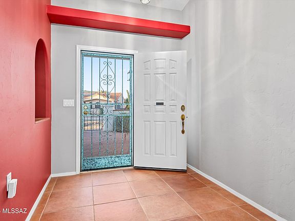 5th image of 1135 W Placita Lucinda