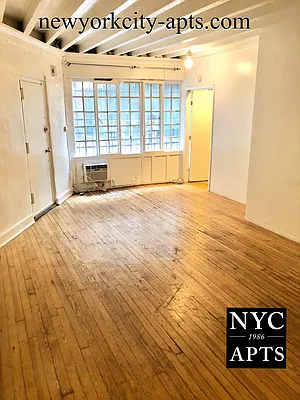 Rented by New York City Apartments | media 3