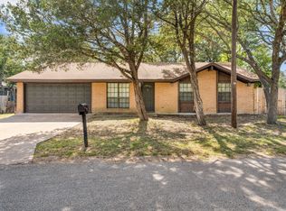 9 Clearwater Dr, Belton, TX 76513