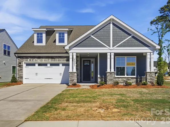 5001 Raging Creek Dr, Indian Trail, NC 28079