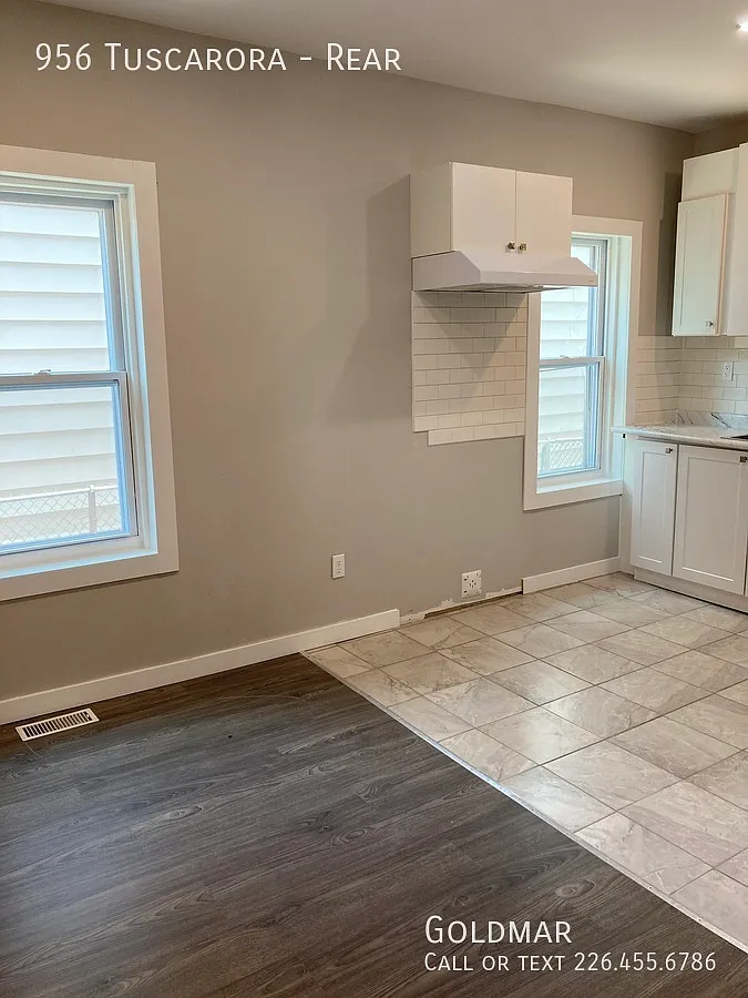 1 bed, $1,300 — Photo 1