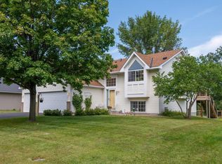 152 Mill Rd, Waconia, MN 55387