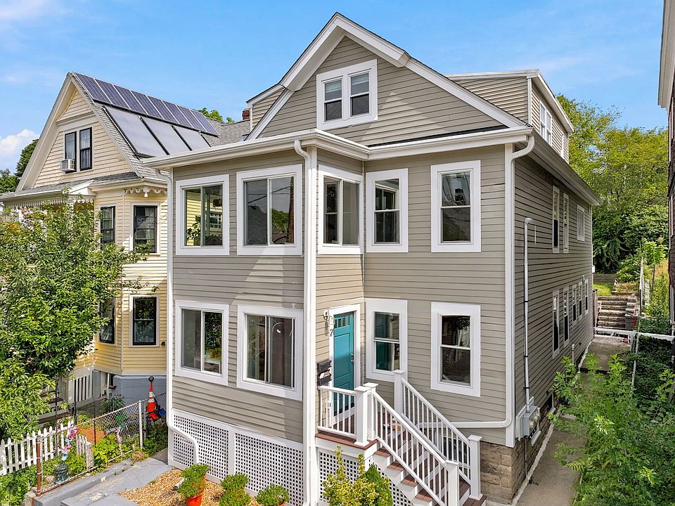 1st image of 21 Malvern Ave #1