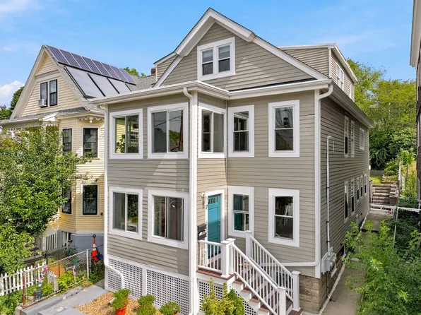 21 Malvern Ave #1, Somerville, MA 02144
