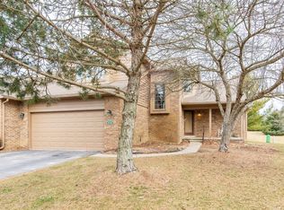 4738 Bayberry Cir, Ann Arbor, MI 48105