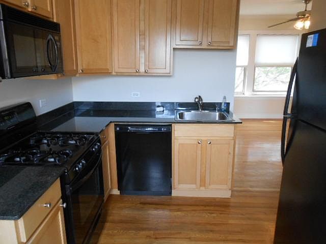 1st image of 1210 W Waveland Ave #2A
