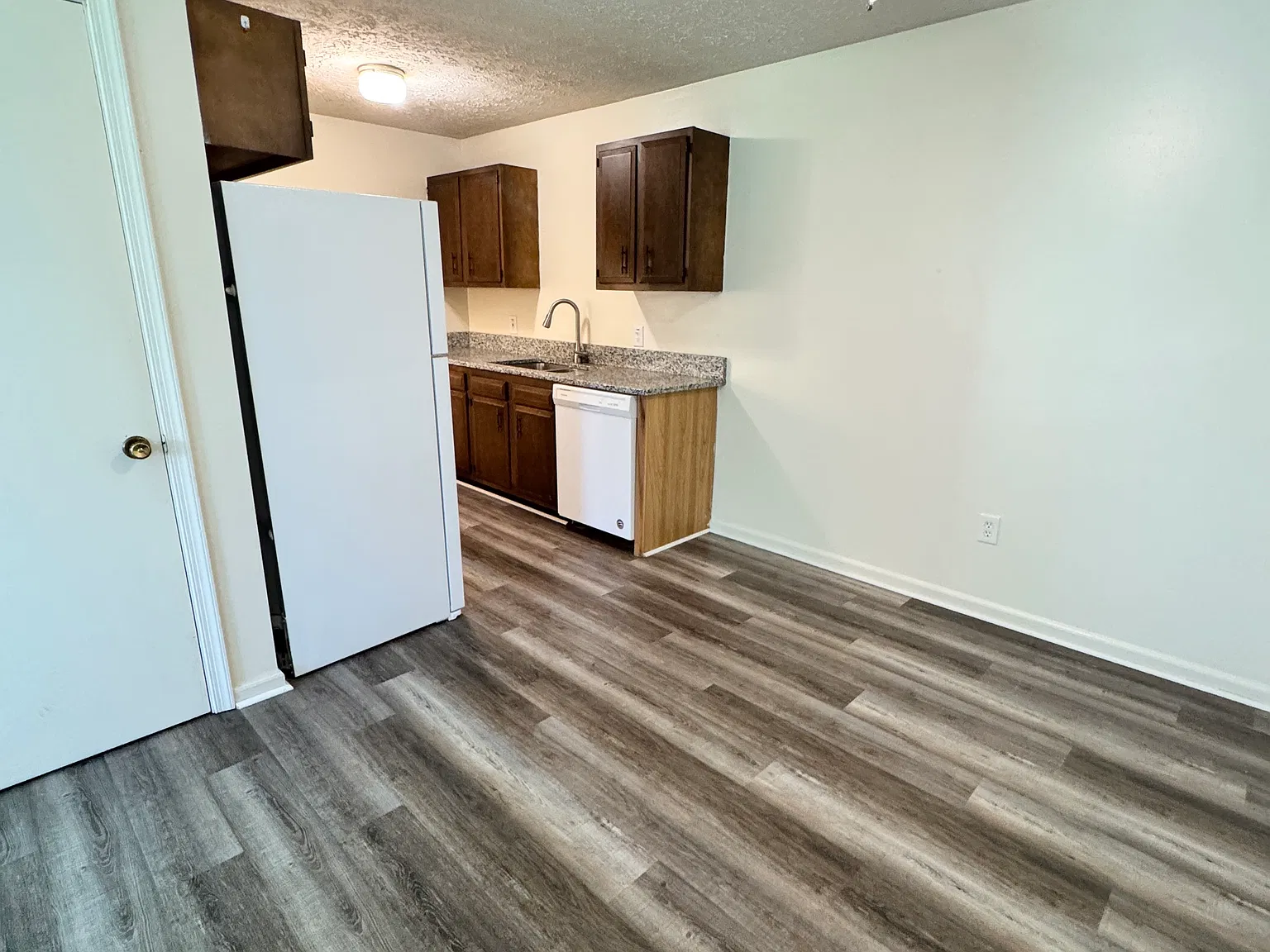 314 Reynolds St — Photo 3