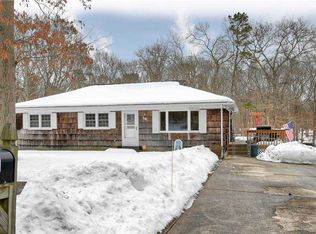 19 Medford Rd, Ridge, NY 11961