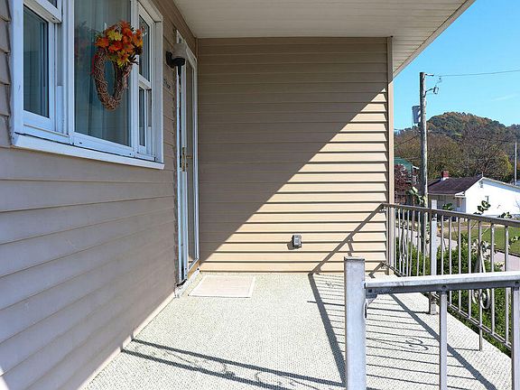 2nd image of 9 Walnut Avenue