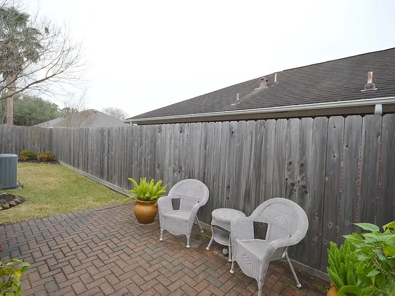 2627 Spring Dusk Ln — Photo 16