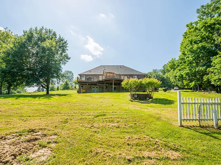 3054 Bedillion Rd — Photo 36