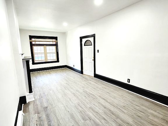 2nd image of 328 W Greenwich St #A-1