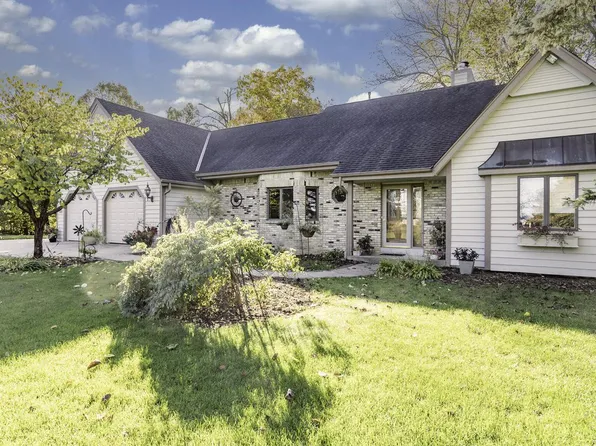 W243N7650 Hilltop COURT, Lisbon, WI 53089