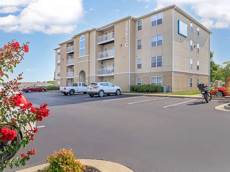 Sandstone Heights Apartments