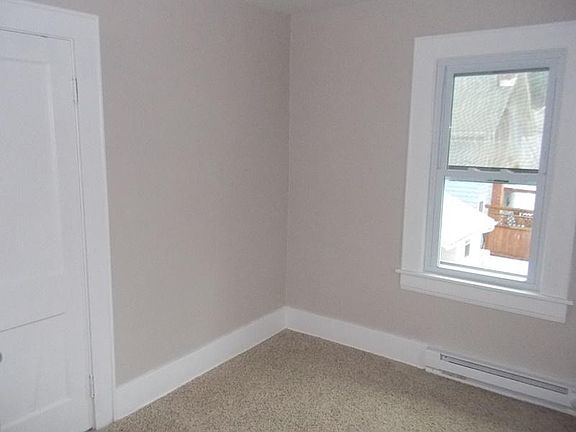 3rd image of 2409 4th St APT 4