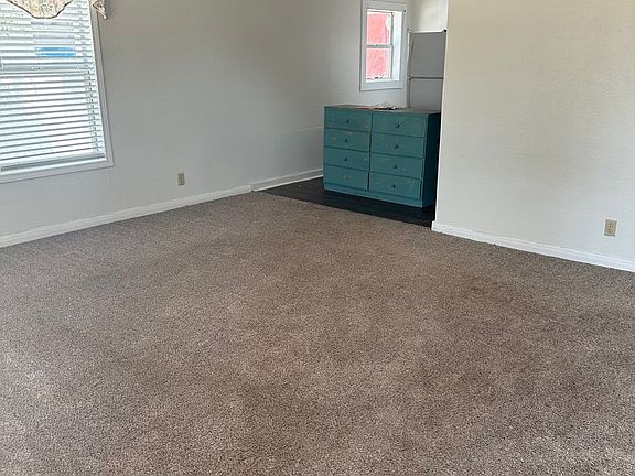 4th image of 1209 Ross St