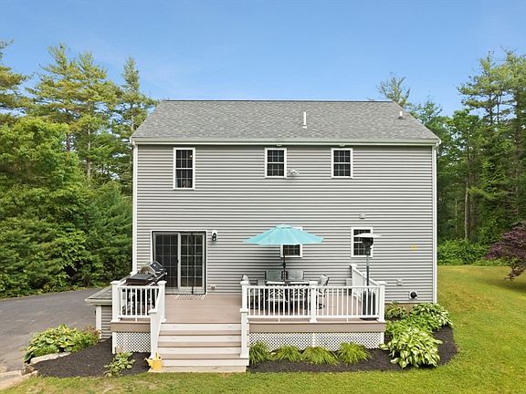 5th image of 74 Pickens St