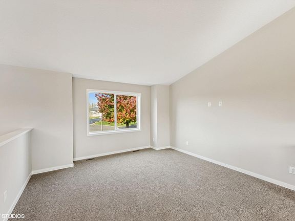 5th image of 5367 114th Ave SE