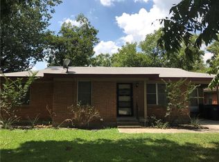 3313 Gay St, Fort Worth, TX 76111