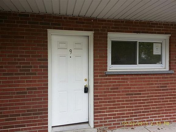 2nd image of 135 Dover Dr APT 9