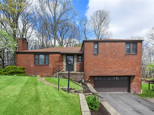 131 Sylvania Dr, Pittsburgh, PA 15236