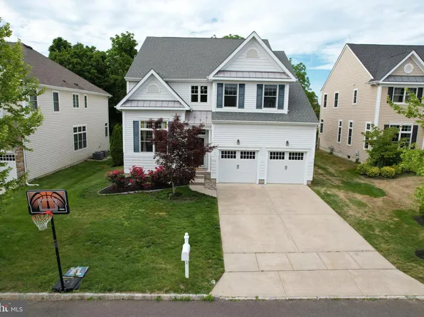 127 Starboard Way, Mount Laurel, NJ 08054