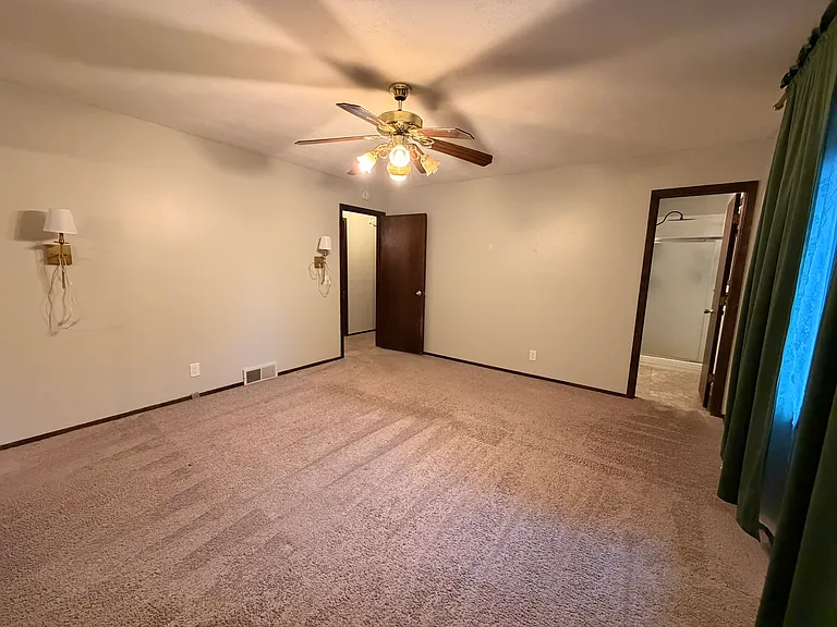 904 Kountze Memorial Dr — Photo 19