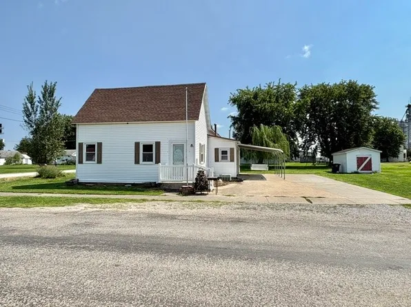111 N Boyd Ave, Montrose, IL 62445