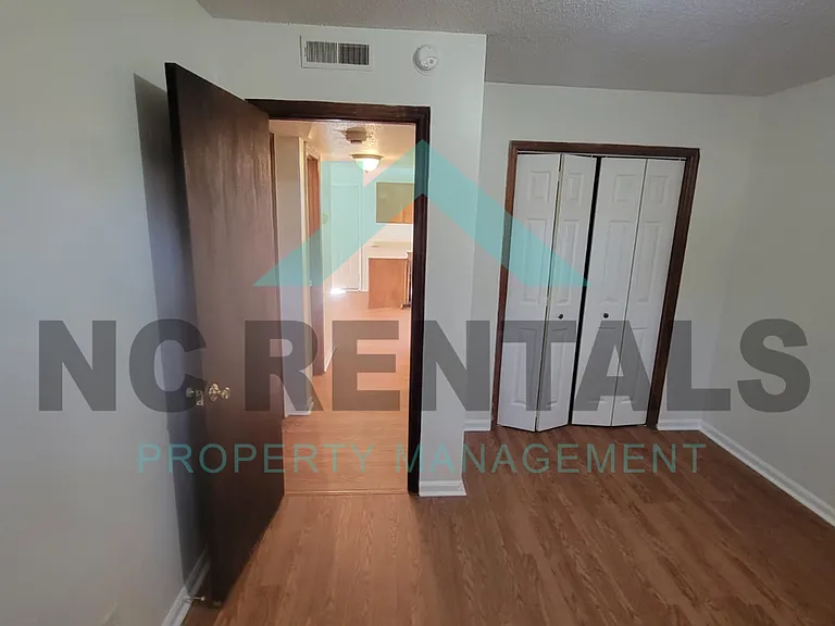 2559 Green Oaks Ct #A — Photo 18