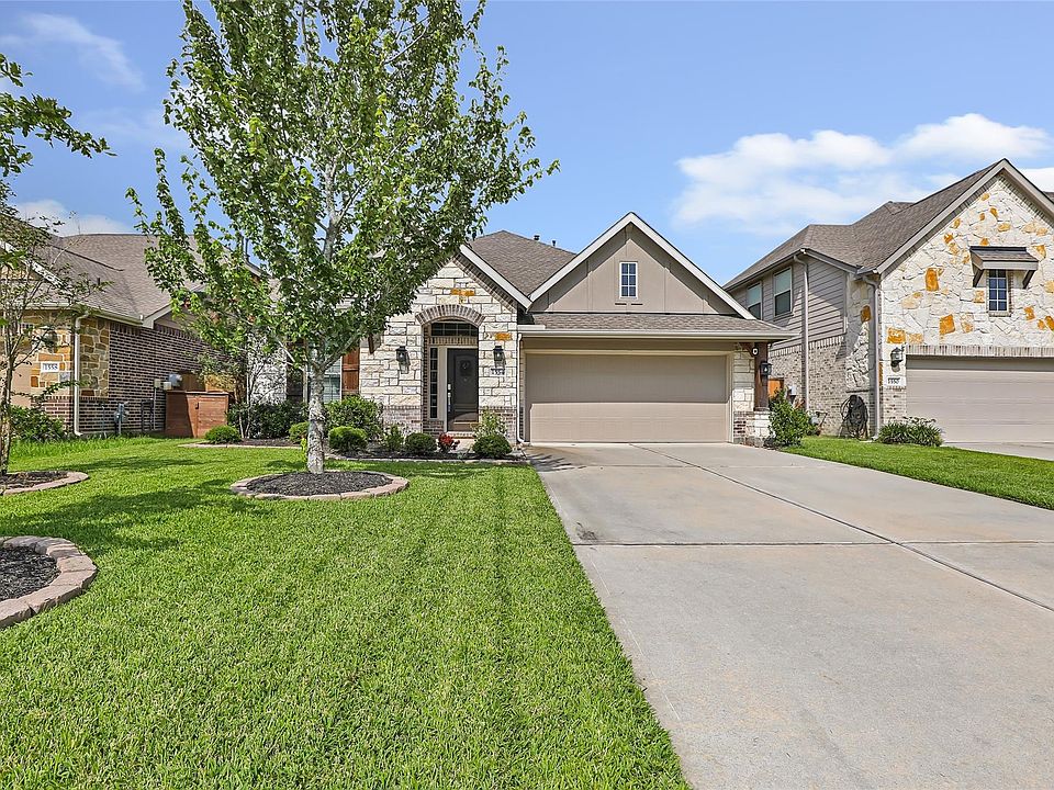 1st image of 1554 Ancient Oak Ln