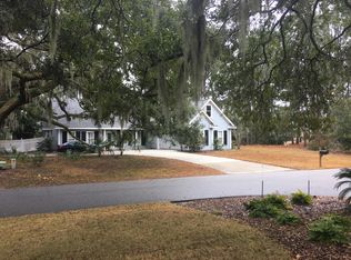 271 Pleasant Point Dr, Beaufort, SC 29907