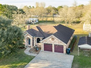 2310 Stadium Dr, Alvin, TX 77511