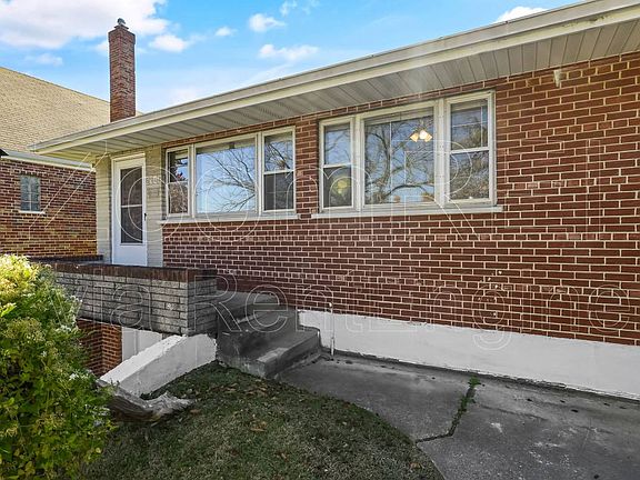 4th image of 6544 Pernod Ave